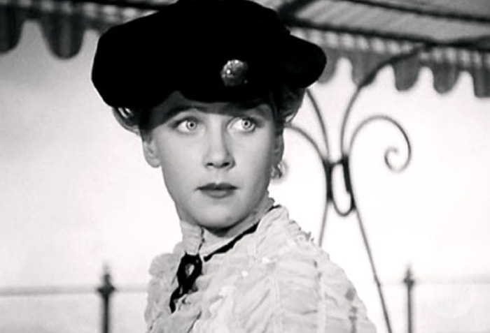 Народная артистка СССР Ия Саввина | Фото: kino-teatr.ru Народная артистка СССР Ия Саввина | Фото: kino-teatr.ru