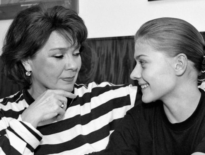 Лариса Голубкина с дочерью Машей | Фото: kino-teatr.ru Лариса Голубкина с дочерью Машей | Фото: kino-teatr.ru