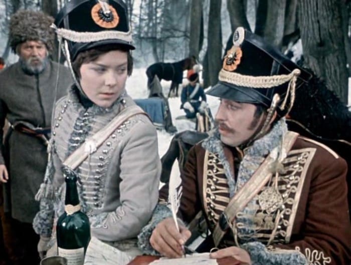 Кадр из фильма *Гусарская баллада*, 1962 | Фото: kino-teatr.ru Кадр из фильма *Гусарская баллада*, 1962 | Фото: kino-teatr.ru