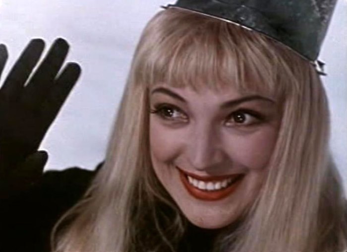 Клара Лучко в фильме *Снежная сказка*, 1959 | Фото: kino-teatr.ru Клара Лучко в фильме *Снежная сказка*, 1959 | Фото: kino-teatr.ru