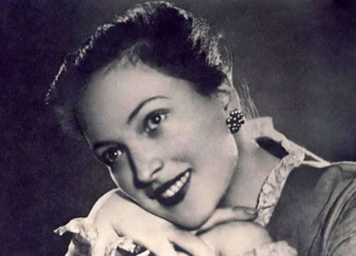 Актриса, которую признали *женщиной тысячелетия* | Фото: 24smi.org Актриса, которую признали *женщиной тысячелетия* | Фото: 24smi.org