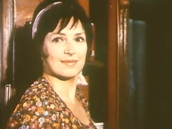 Клара Лучко в фильме *Дача*, 1973 | Фото: kino-teatr.ru Клара Лучко в фильме *Дача*, 1973 | Фото: kino-teatr.ru