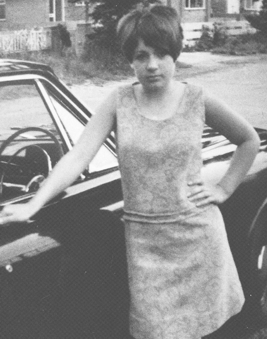 Шерон Арден ещё до встречи с музыкантом Осборном. / Фото: teennews1.com Шерон Арден ещё до встречи с музыкантом Осборном. / Фото: teennews1.com