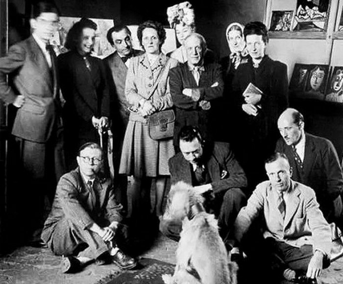 Пабло Пикассо, Симона де Бовуар, Жан-Поль Сартр, Альбер Камю... / Фото: digsup.ru