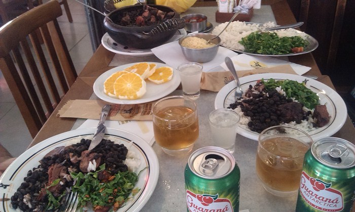 Фейжоада: стандартная порция на двоих.