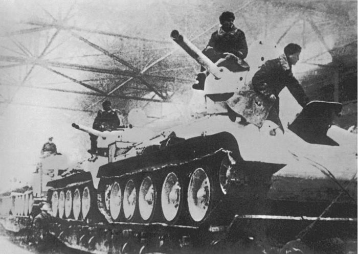 В годы войны Челябинск называли Танкоградом