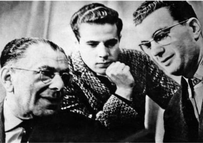 Эмиль Кио с сыновьями, 1963 | Фото: kodges.ru Эмиль Кио с сыновьями, 1963 | Фото: kodges.ru