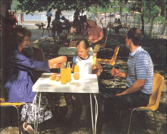 Обед на свежем воздухе всегда кажется особенно вкусным.