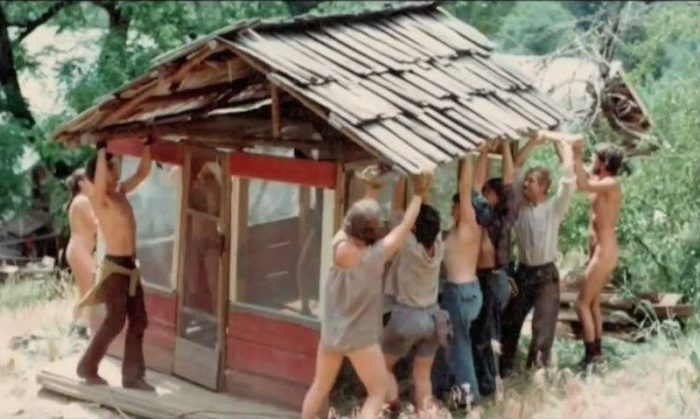 Совместное возведение жилища. Совместное возведение жилища.