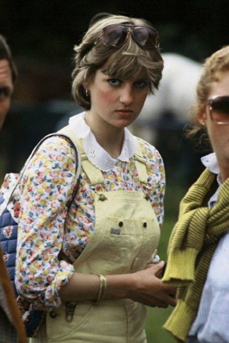 Диана Спенсер в юности. | Фото: ofigenno.com. Диана Спенсер в юности. | Фото: ofigenno.com.