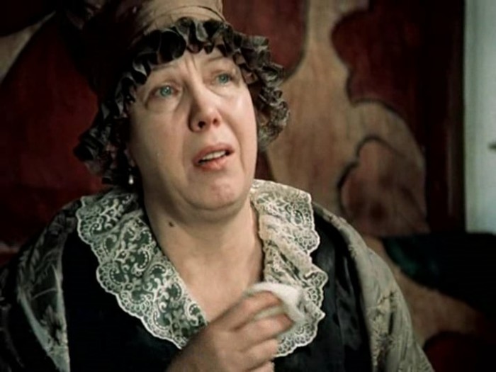 Тамара Носова в роли Коробочки в к/ф «Мертвые души» (1984). | Фото: tunnel.ru.