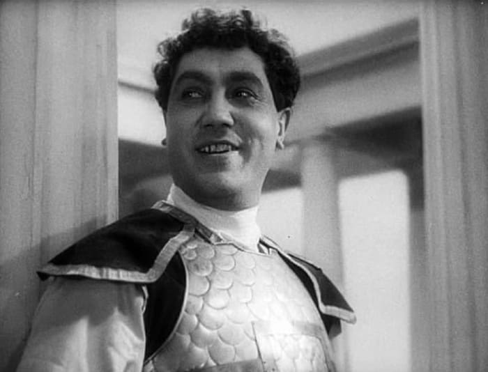 Павел Луспекаев в фильме *Эзоп*, 1960 | Фото: chtoby-pomnili.com Павел Луспекаев в фильме *Эзоп*, 1960 | Фото: chtoby-pomnili.com