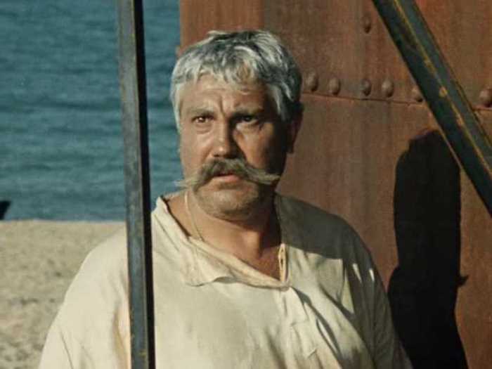 Павел Луспекаев в роли таможенника Верещагина, 1969 | Фото: kino-teatr.ru Павел Луспекаев в роли таможенника Верещагина, 1969 | Фото: kino-teatr.ru