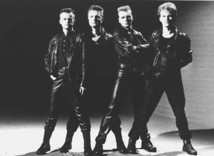 Группа *Технология*, начало 1990-х | Фото: tehnologia.info Группа *Технология*, начало 1990-х | Фото: tehnologia.info