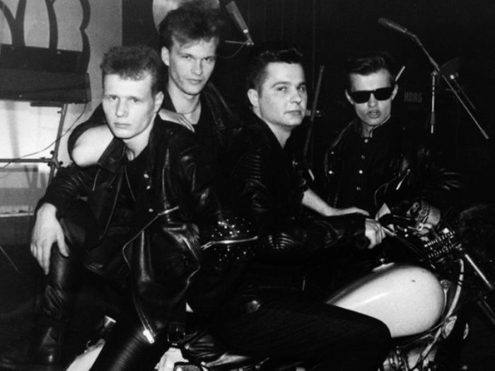 Группа *Технология*, начало 1990-х | Фото: tehnologia.info Группа *Технология*, начало 1990-х | Фото: tehnologia.info