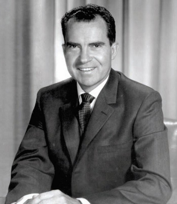 Ричард Никсон - 37-й президент США. | Фото: forexaw.com. Ричард Никсон - 37-й президент США. | Фото: forexaw.com.