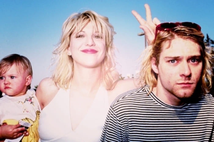 Курт Кобейн с женой и дочерью | Фото: alt-sector.net Курт Кобейн с женой и дочерью | Фото: alt-sector.net