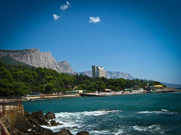 susplstvo_sanatoriy-foros-vystavlen-na-prodazhu_141