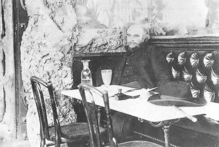 Поль Верлен в кафе «Франсуа-Премьер». | Фото: allday.com.