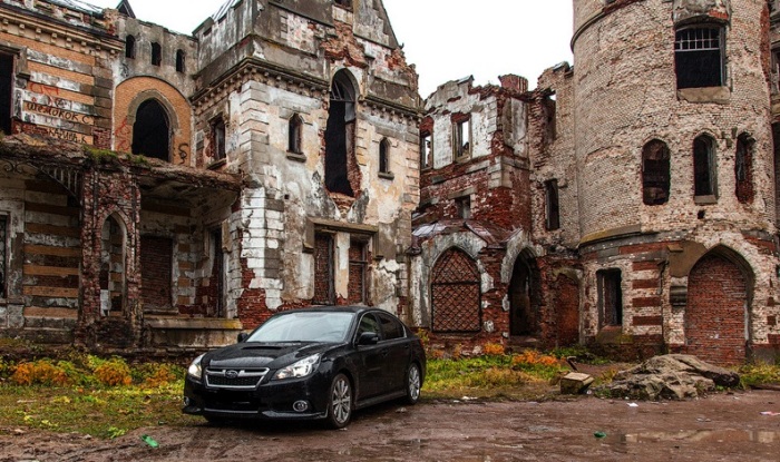 Так выглядит сегодня замок снаружи. Так выглядит сегодня замок снаружи.