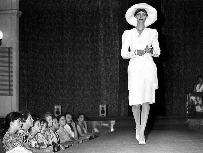 Манекенщица Елена Метелкина на подиуме | Фото: elenametelkina.ru Манекенщица Елена Метелкина на подиуме | Фото: elenametelkina.ru