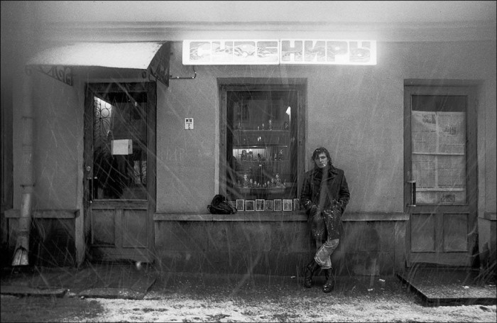 Снегопад на Арбате в 1984 году. Снегопад на Арбате в 1984 году.