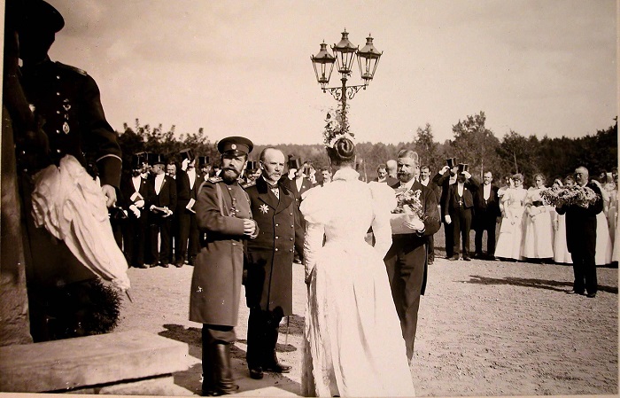 Уникальные фотографии из повседневной жизни императора Николая II Уникальные фотографии из повседневной жизни императора Николая II