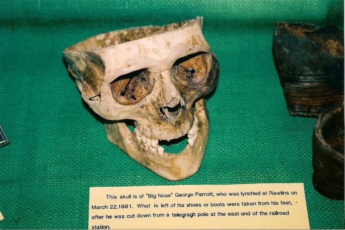 Череп Джорджа Большого Носа.