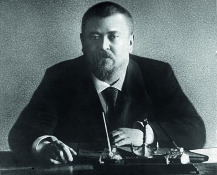 Меценат и промышленник Савва Тимофеевич Морозов | Фото: coollib.xyz Меценат и промышленник Савва Тимофеевич Морозов | Фото: coollib.xyz