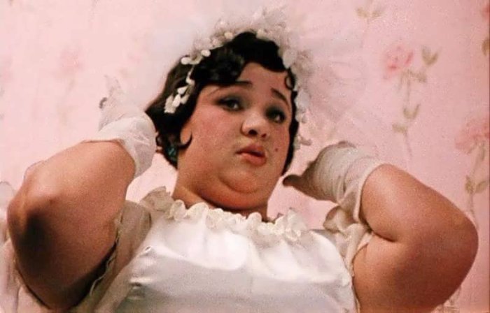 Наталья Крачковская в роли мадам Грицацуевой. / Фото: www.vokrug.tv Наталья Крачковская в роли мадам Грицацуевой. / Фото: www.vokrug.tv