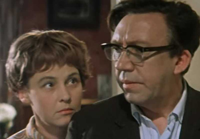 В фильме Точка, точка, запятая... В фильме Точка, точка, запятая...