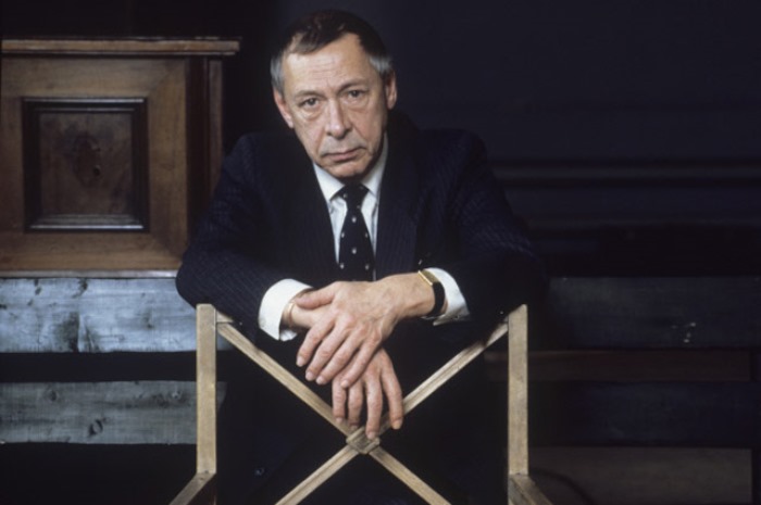 Актер, сценарист, режиссер театра и кино Олег Ефремов | Фото: aif.ru Актер, сценарист, режиссер театра и кино Олег Ефремов | Фото: aif.ru