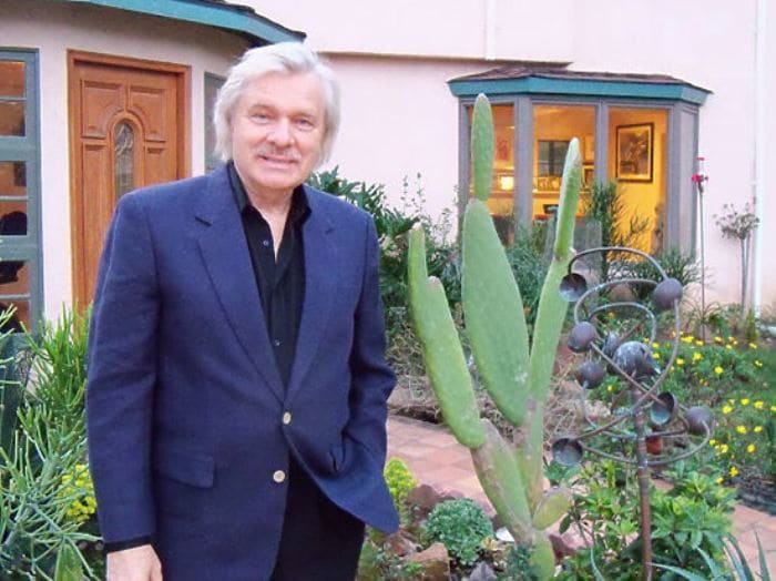 Известный советский актер, добившийся успеха в Голливуде | Фото: kino-teatr.ru Известный советский актер, добившийся успеха в Голливуде | Фото: kino-teatr.ru