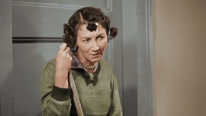 Рина Зелёная в фильме "Подкидыш Рина Зелёная в фильме "Подкидыш