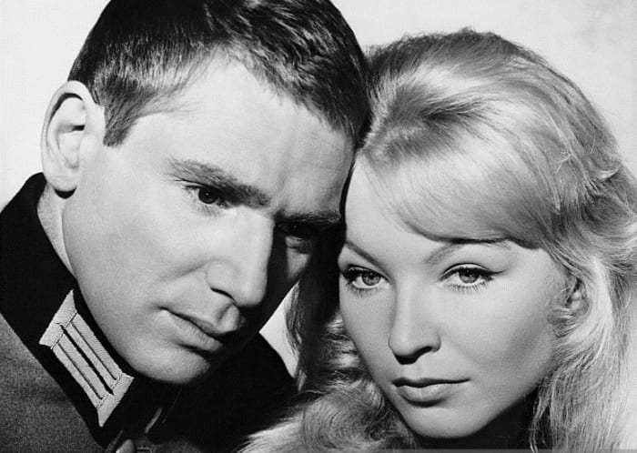 Марина Влади и ее первый муж Робер Оссейн | Фото: 4.hit-host.net Марина Влади и ее первый муж Робер Оссейн | Фото: 4.hit-host.net