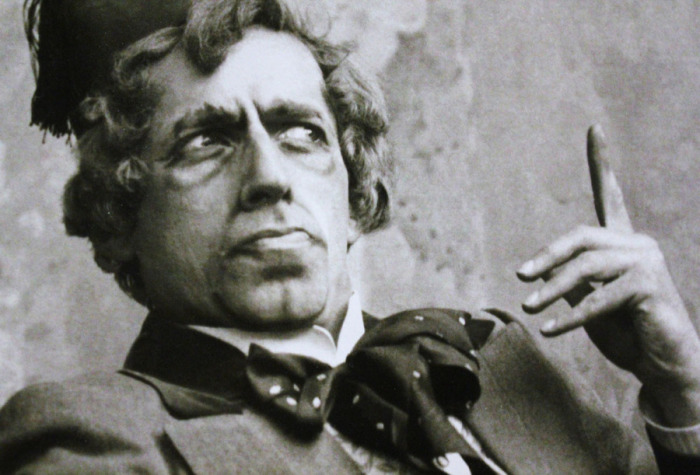 Всеволод Мейерхольд - российский и советский режиссер. | Фото: otzyv.ru. Всеволод Мейерхольд - российский и советский режиссер. | Фото: otzyv.ru.