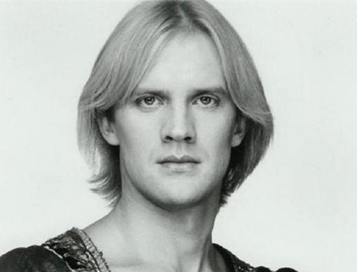 Известный танцовщик и актер Александр Годунов | Фото: liveinternet.ru Известный танцовщик и актер Александр Годунов | Фото: liveinternet.ru