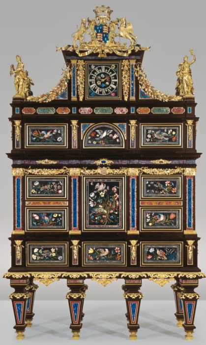 Кабинетное бюро «Бадминтон». | Фото: pinterest.com. Кабинетное бюро «Бадминтон». | Фото: pinterest.com.