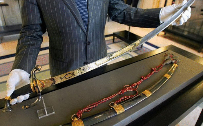 Сабля императора Наполеона Бонапарта. | Фото: novosti-n.org. Сабля императора Наполеона Бонапарта. | Фото: novosti-n.org.