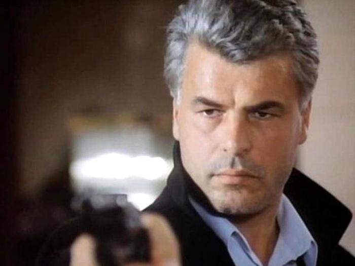 Актер Микеле Плачидо в роли комиссара Каттани. Кадр из х/ф *Спрут*. Фото: 4archive.org Актер Микеле Плачидо в роли комиссара Каттани. Кадр из х/ф *Спрут*. Фото: 4archive.org