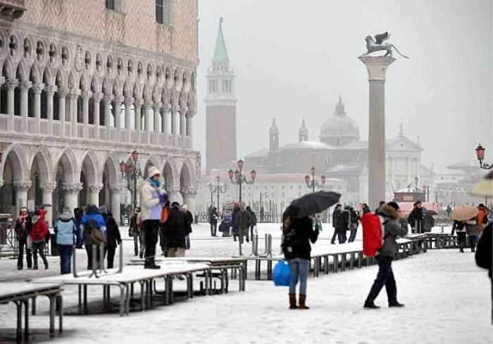 Снег в Италии. Фото: kratko-news.com Снег в Италии. Фото: kratko-news.com