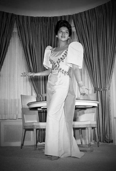 Имельду Маркос называли «другой половиной супружеской диктатуры». | Фото: foboxs.com. Имельду Маркос называли «другой половиной супружеской диктатуры». | Фото: foboxs.com.