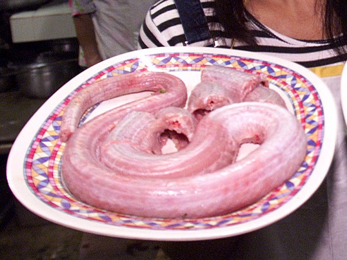 Мясо кобры. | Фото: businessinsider.com. Мясо кобры. | Фото: businessinsider.com.