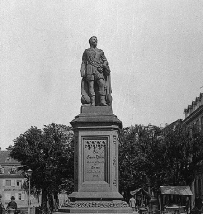 Памятник Фрэнсису Дрейку Памятник Фрэнсису Дрейку