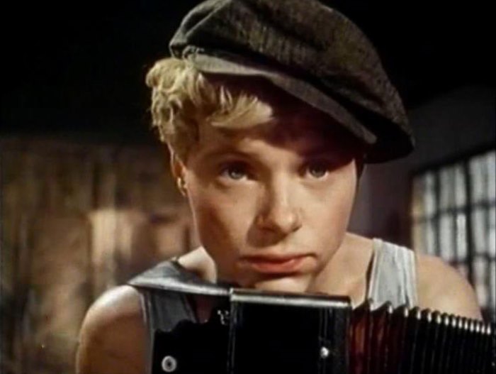 Кадр из фильма *Солдат Иван Бровкин*, 1955 | Фото: kino-teatr.ru Кадр из фильма *Солдат Иван Бровкин*, 1955 | Фото: kino-teatr.ru