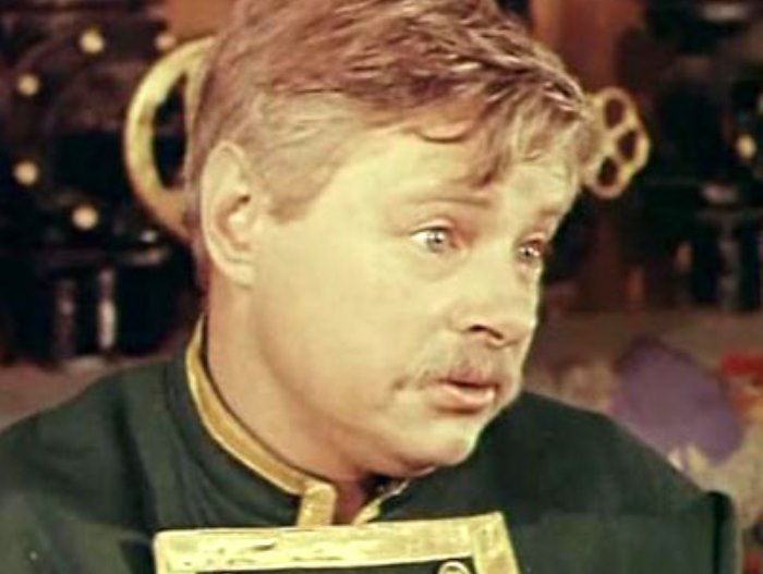 Леонид Харитонов в фильме *Факир на час*, 1971 | Фото: kino-teatr.ru Леонид Харитонов в фильме *Факир на час*, 1971 | Фото: kino-teatr.ru