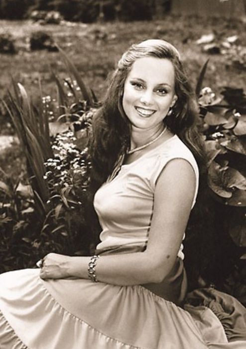 Красавица Нелли. / Фото: www.7days.ru Красавица Нелли. / Фото: www.7days.ru