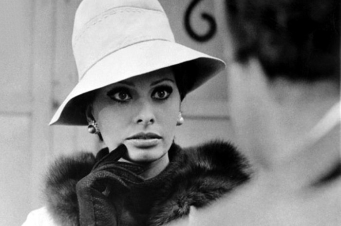 «Mambo Italiano»: непревзойдённая Софи Лорен и великолепная Бетт Мидлер. «Mambo Italiano»: непревзойдённая Софи Лорен и великолепная Бетт Мидлер.