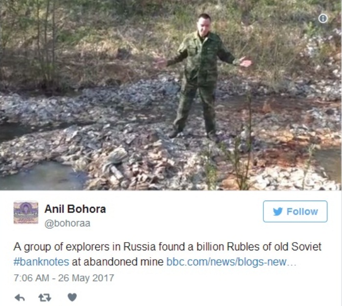 Поисковики исследуют болотистую местность. Поисковики исследуют болотистую местность.