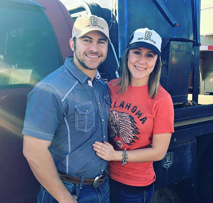 Ханна и Лейн встречались семь лет прежде чем решили пожениться. Ханна и Лейн встречались семь лет прежде чем решили пожениться.